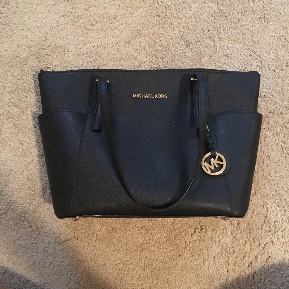Michael Kors Jet Set Top-Zip Tote